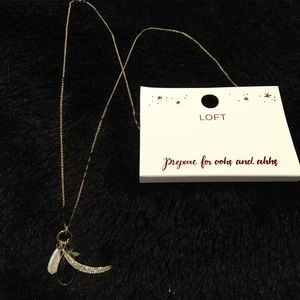 🆕LOFT long pendant necklace, gold. Moon w/stars
